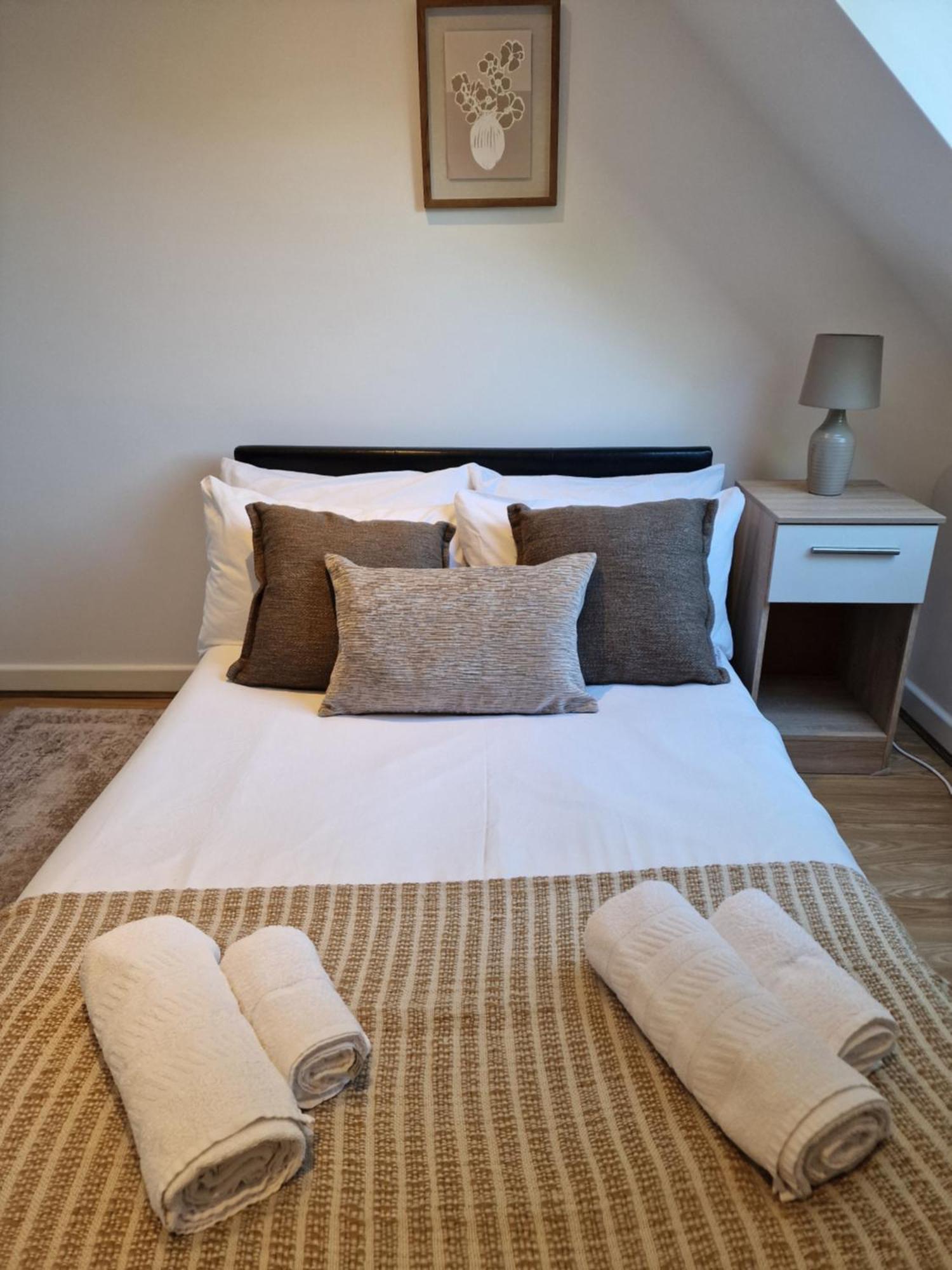 Large 4-Bed House For Up To 7 Guests W 2X Parking Oxford Exterior foto